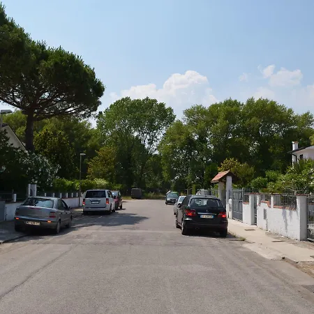 Beautiful In Lido Di Pomposa-lido Degli Scacch Near Beach Casa vacanze